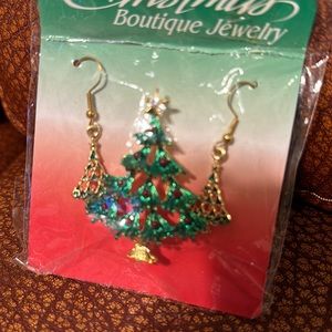 NEW MYSTIC BEAUTIFUL CHRISTMAS BOUTIQUE JEWELRY EARRINGS AND BROOCH SETS